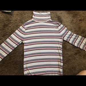 striped turtle neck💚